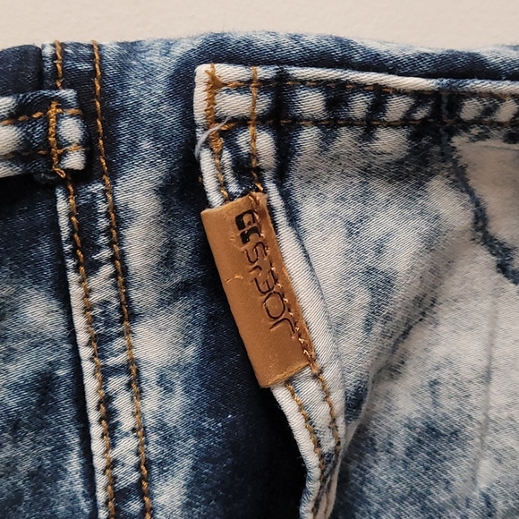 Joe's Acid wash semi distressed jeans size 7 - Picture 9 of 9